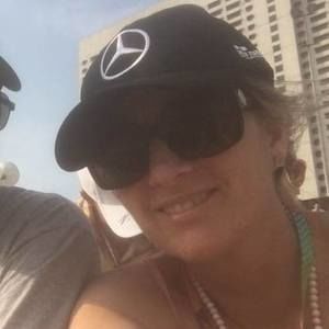 Meet your Posher, Sharon